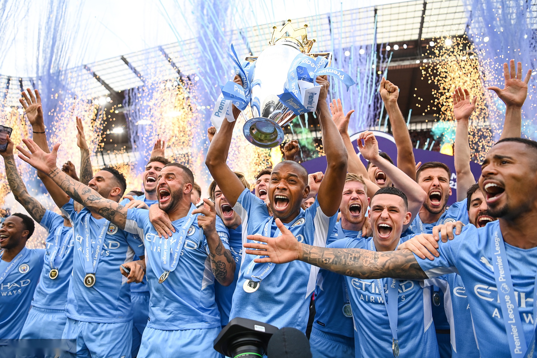 年輕球員成 年輕球員成